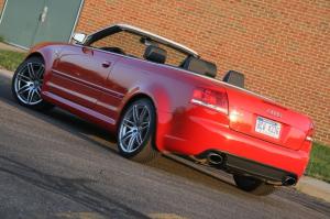 Audi RS4 Cabriolet 2006 года  (NA)
